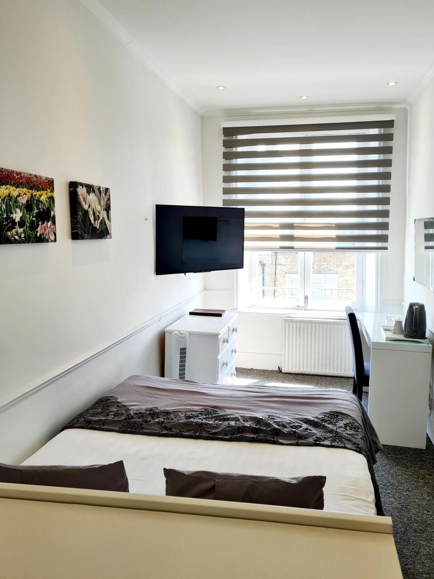 Double Room,1136844334:JPEG